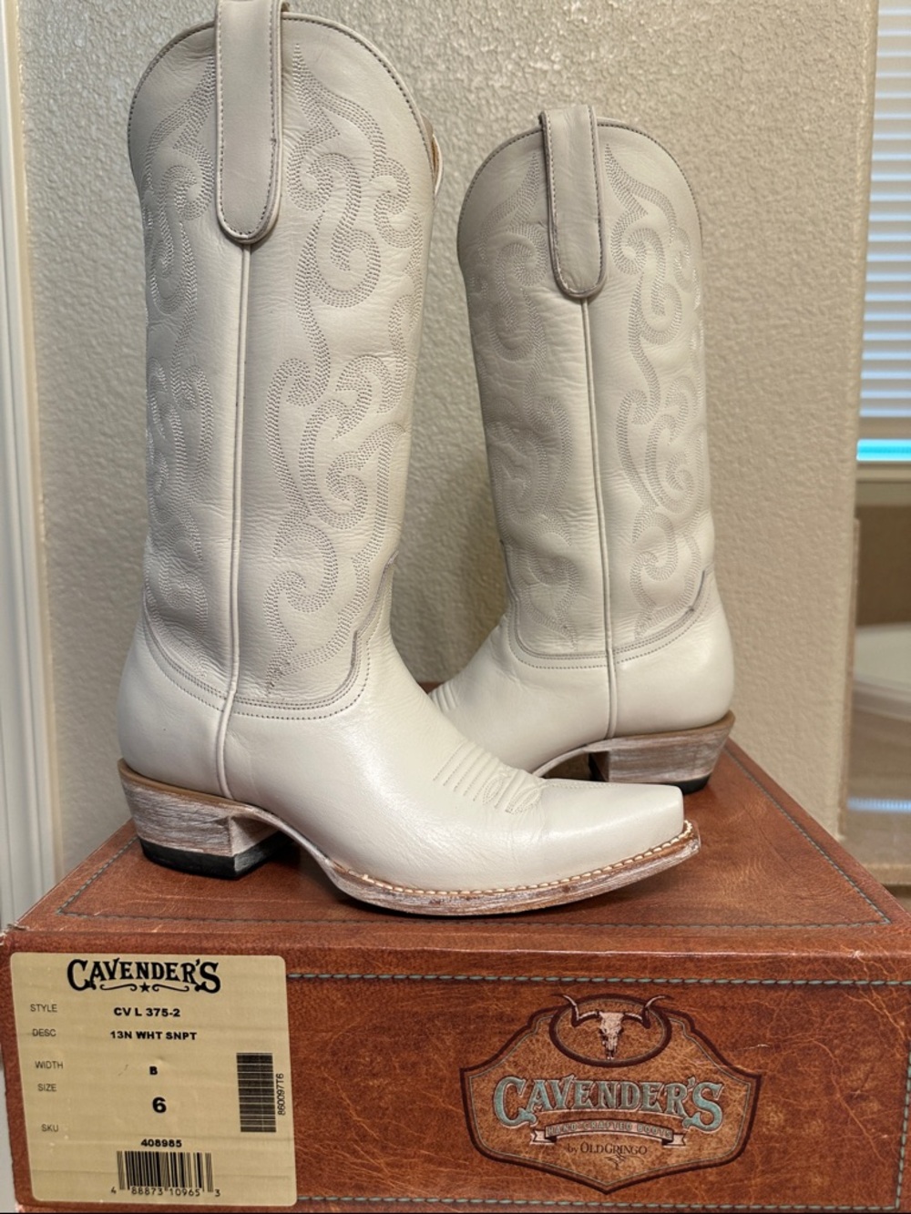 Cavender's Women's White Leather Western Heeled Boots